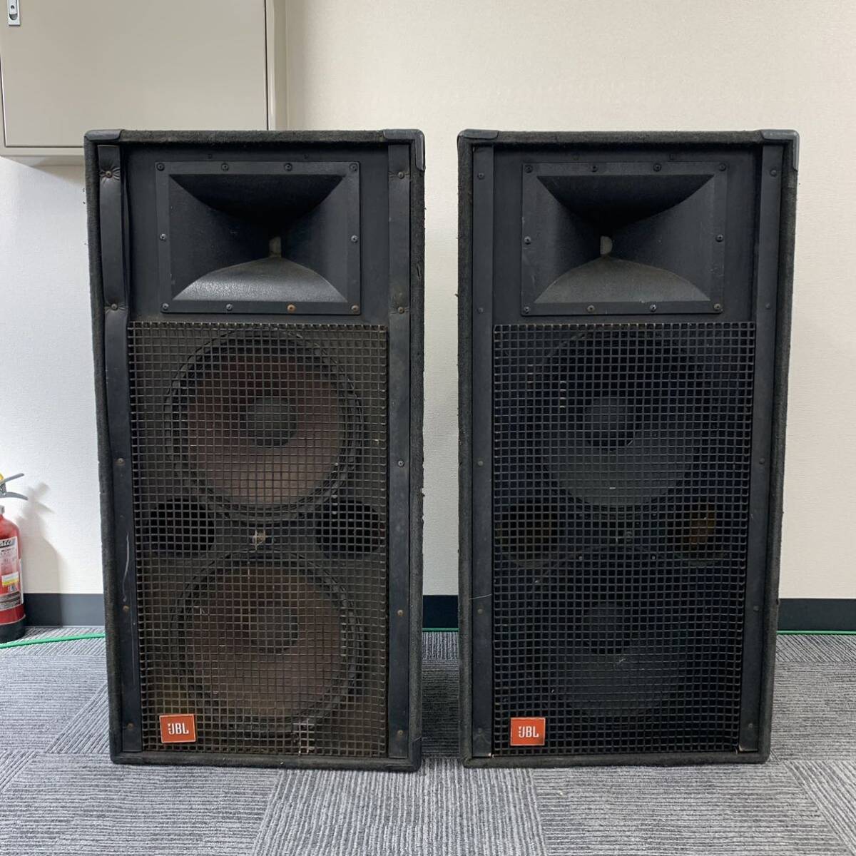 【直接引取り限定】 Jbl SR4733A PAスピーカー SR Series ウーファー モニター 転がし 3ウェイ 現状品 Dr 1633-3の画像1