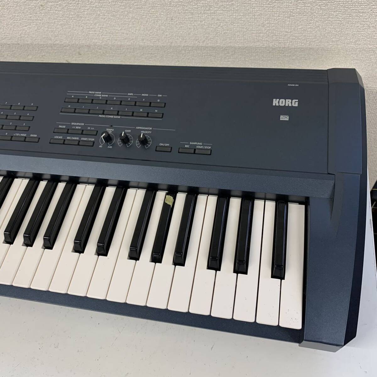 【直接引取り限定】 Korg TRITONEXT 76 シンセサイザー EXTREME コルグ 真空管 説明書 キーボード 電子ピアノ Gt10 1714-81の画像4