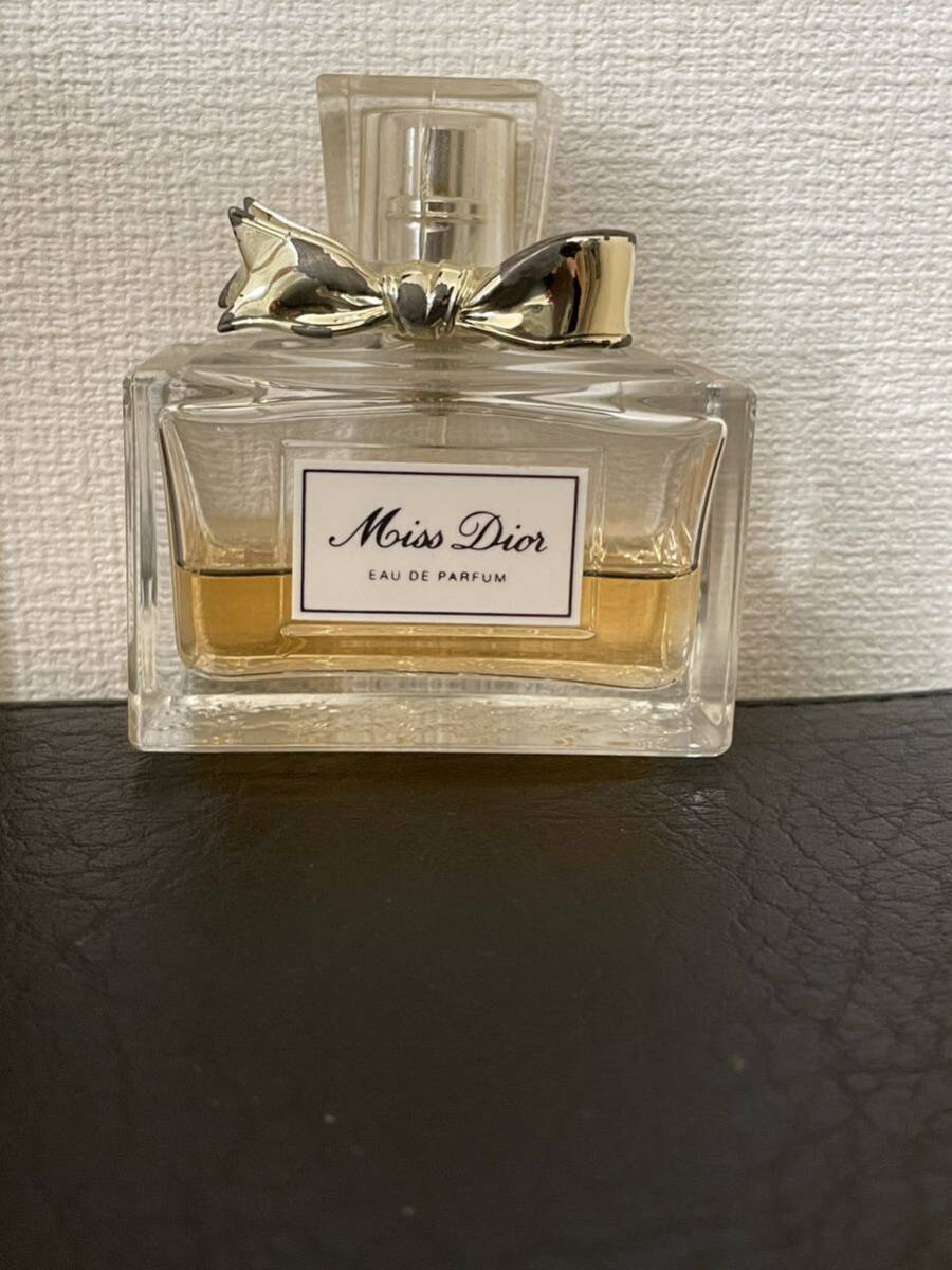 5本物クリスティアンディオールの香水　MISS DIOR EAU DE PARFUM_画像4