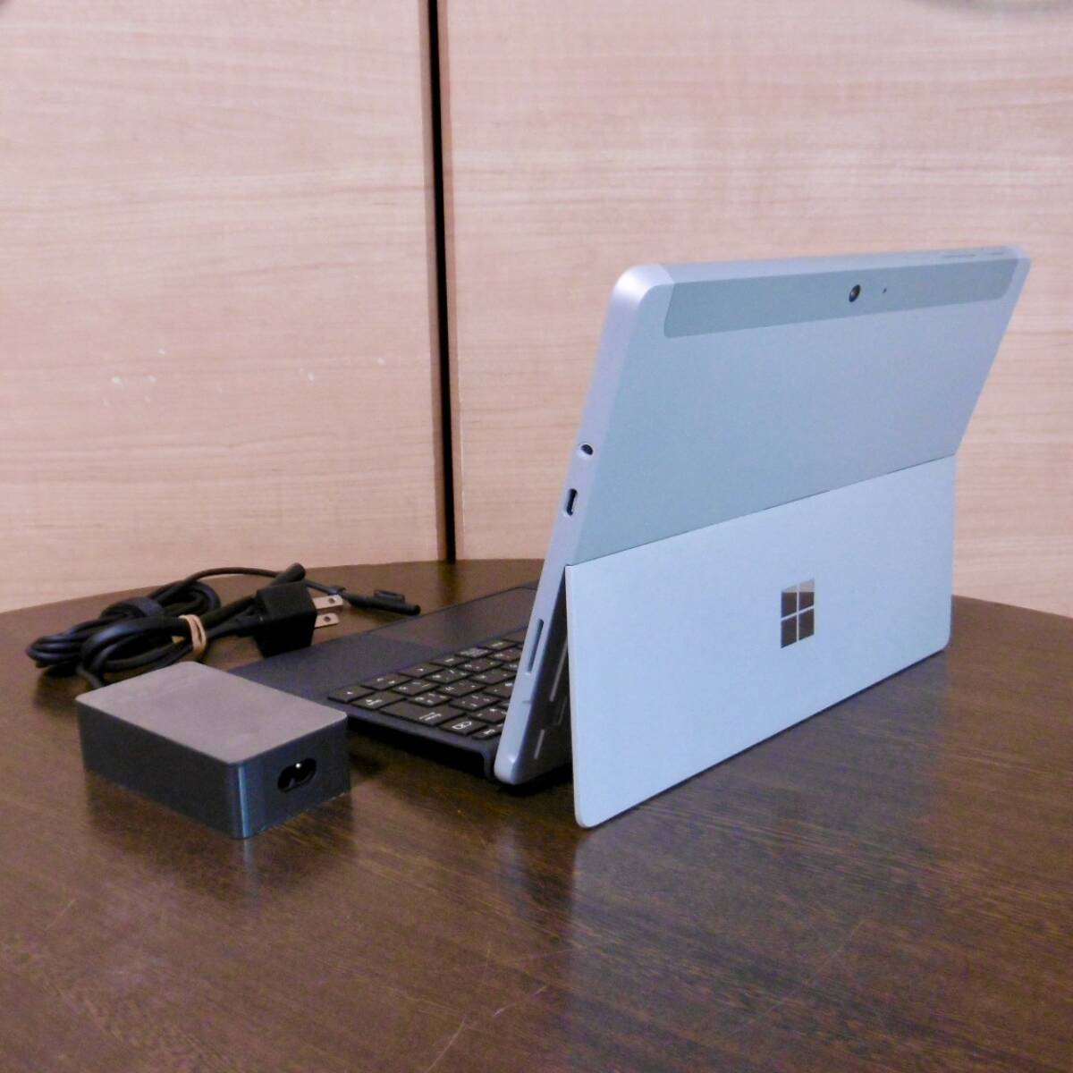 ■ Surface Go 64GB（MHN-00017）AC & キーボード付属！■_画像2