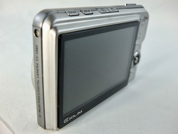 ★動作確認済★カシオ CASIO EXILIM CARD EX-S880-SR！スパークルシルバー！6.2-18.6mm！EXILIM OPTICAL 3x！#00910#9969#08940#55_画像3