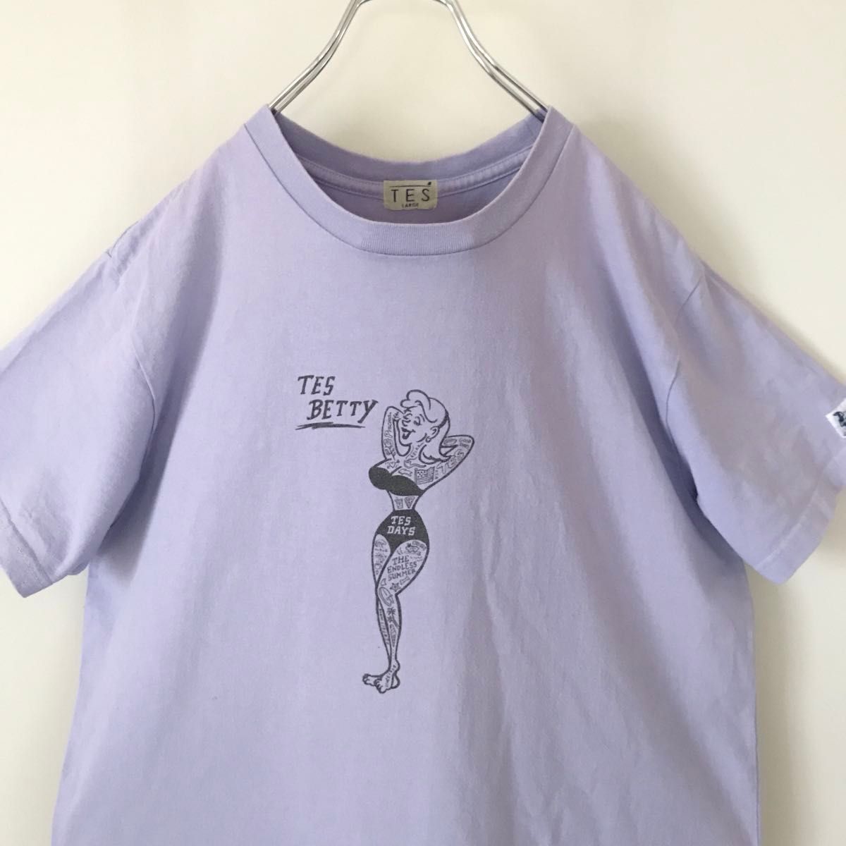 TES エンドレスサマー★TES BETTY/テス ベティ★ピンナップガールTシャツ★メンズL