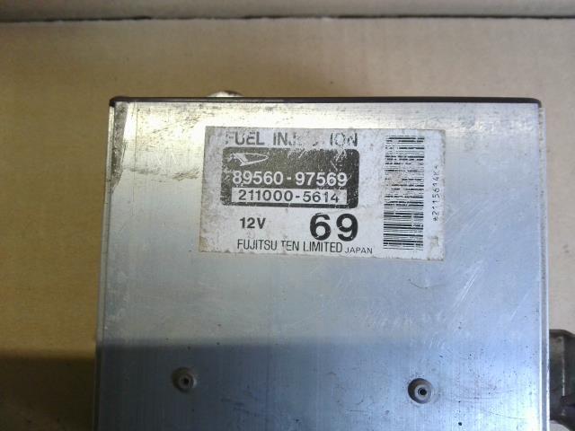 (中古品)ハイゼット GD-S200P エンジンコンピューター スペシャル EF-SE W09 89560-97569_画像2