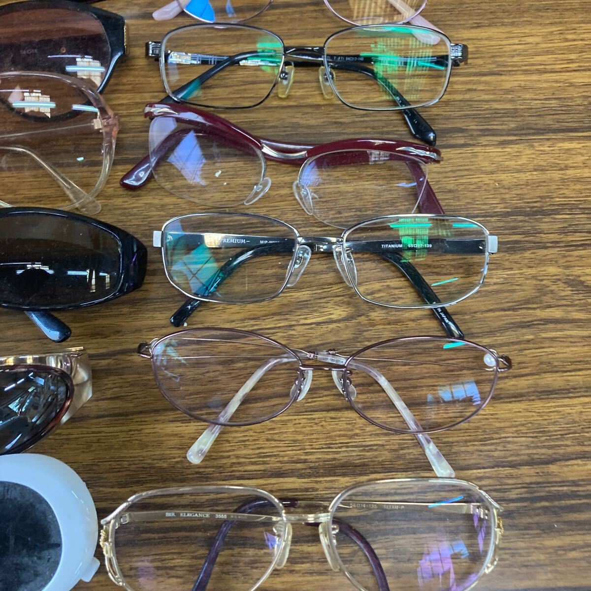 メガまとめ売り 50本 サングラス 眼鏡 老眼鏡 フレーム めがね 度レンズ有/無 金属フレーム チタン ブランド ビンテージ _画像7
