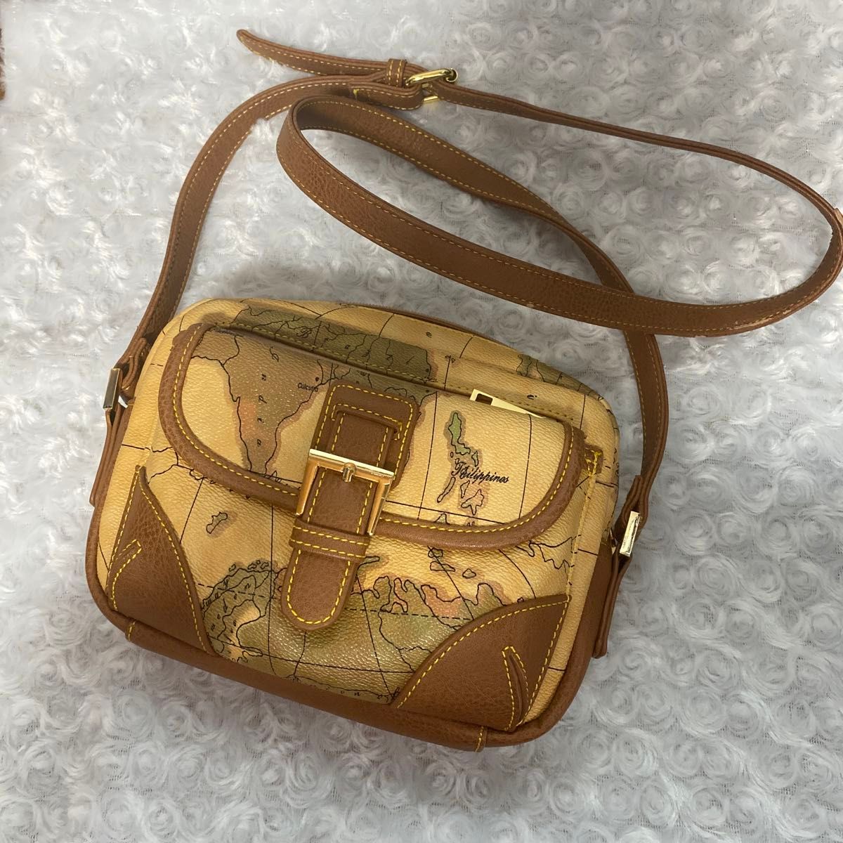⭐️【新品】⭐️ プリマクラッセ 地図柄ショルダーバッグ