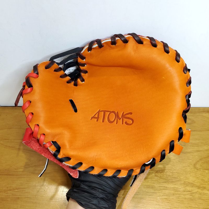 アトムズ 日本製 キャッチターゲット トレーニンググラブ 守備練習用 ATOMS 61 一般用大人サイズ 内野用 硬式グローブ_画像2