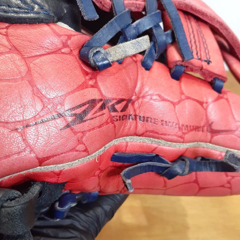 NIKE 岩村明憲モデル 限定 クロコダイル柄レザー 内野用 軟式 NIKE 岩村明憲モデル 限定 クロコダイル柄レザー 内野用 軟式