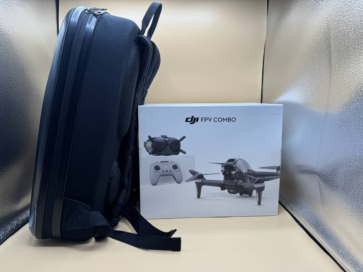 DJI FPV コンボ 中古美品 未飛行 キャリーバッグ付の画像1