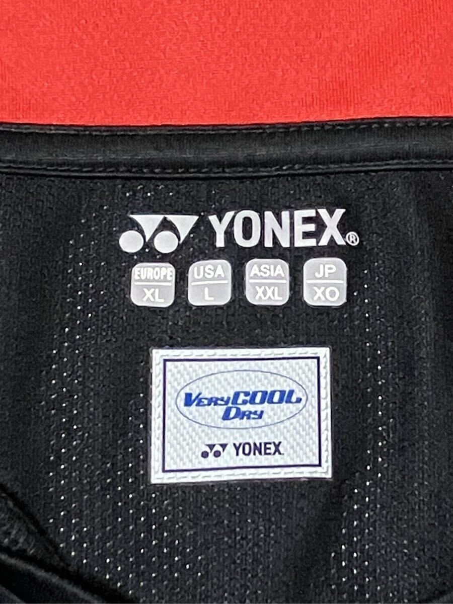 ヨネックス 半袖 ゲームシャツ 襟付 ベリークール メンズXOサイズ 黒/赤の画像3