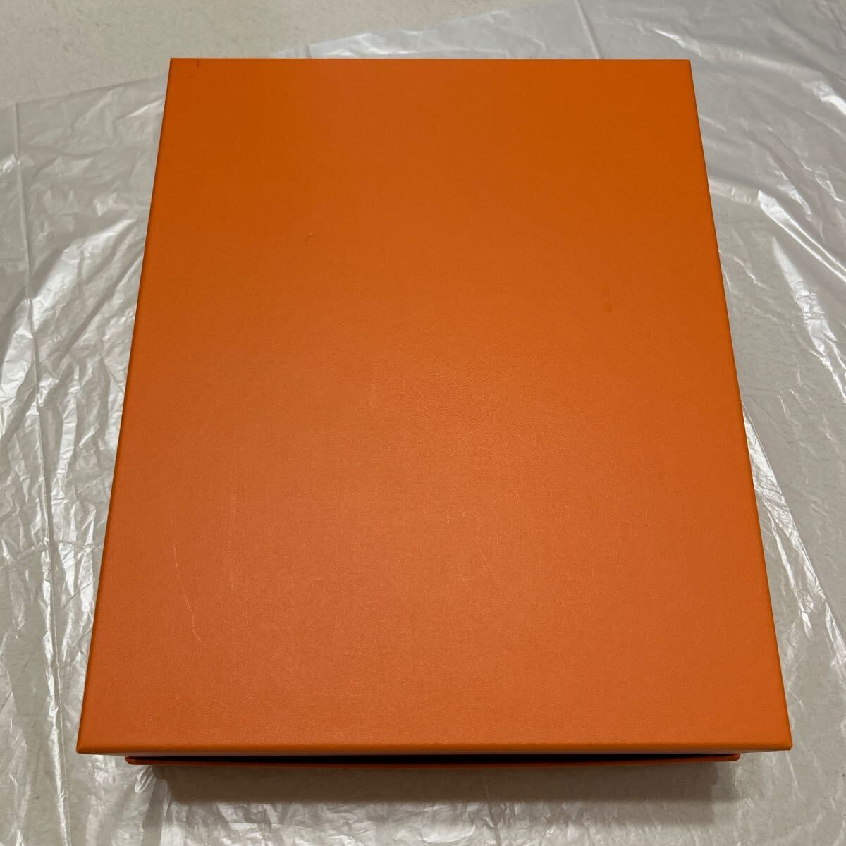 現行品 エルメス　空箱　36×29×11 BOX 化粧箱 空き箱 箱　HERMES ケリー25 ボリード27 リボン　2023_画像4