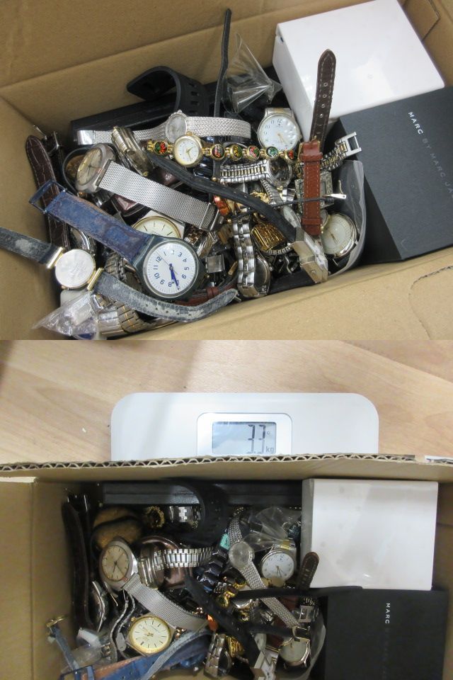◇腕時計 ジャンク品 レディース メンズ まとめて 大量 66本 約3.3Kg マリオバレンチノ ニクソン マークジェイコブス シチズン セイコー等の画像9