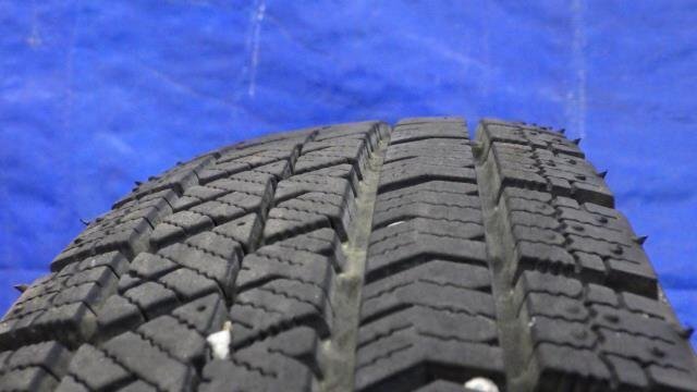 【宮城 塩釜発】中古 冬タイヤ・社外ホイールセ ット 4本 ブリヂストン BLIZZAK VRX2 145/80R13 2023年21週 9~10分山 ※個人宛発送不可の画像10