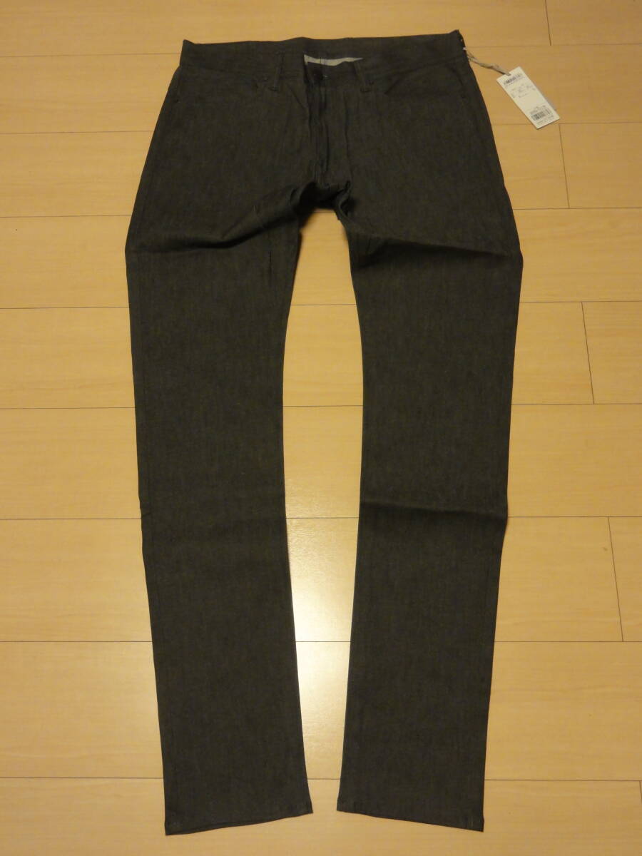 格安日本製19800円(税込)未使用タグ付き・CALVIN KLEIN PLATINUM(カルバンクライン・オンワード樫山)・グレー系地ジーンズ型高級パンツ 88の画像2