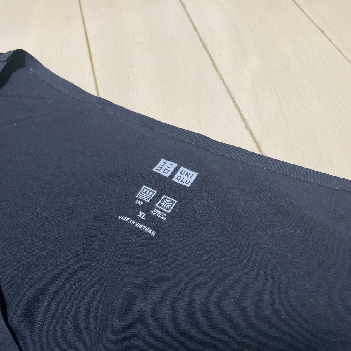 UNIQLO エアリズム　Tシャツ