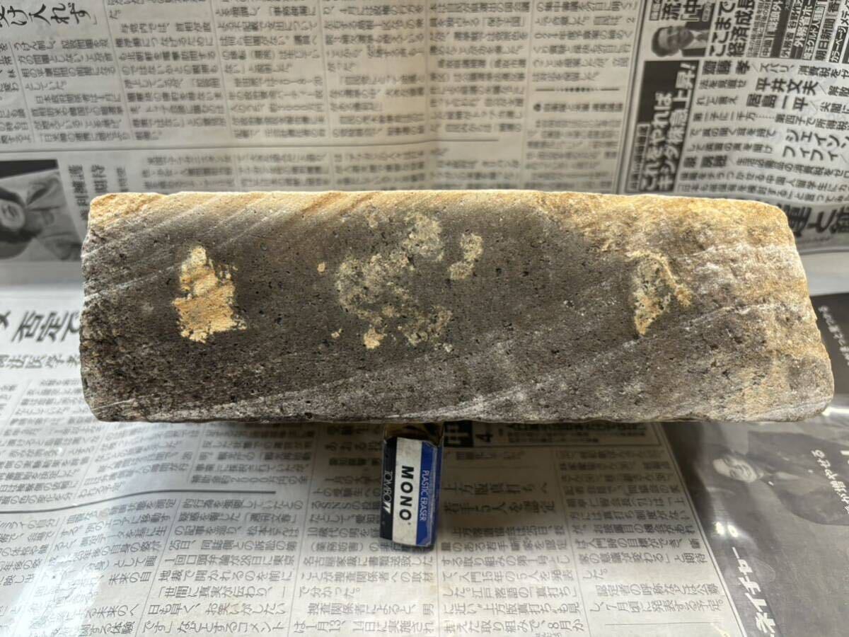 夏屋砥? 約2.4kg中砥石 希少 良質 大型 ヒビあり 天然砥石 砥石 刃物 研ぎ 大工道具 鉋 鑿 japanese natural stone natsuya? 中古の画像6