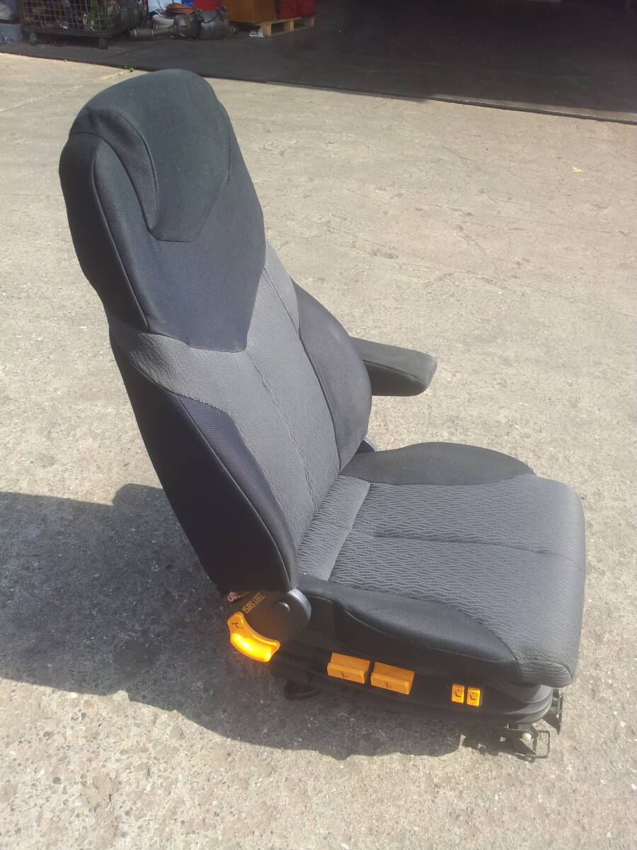  saec Profia air suspension air seat dumper driver seat R6-4-15