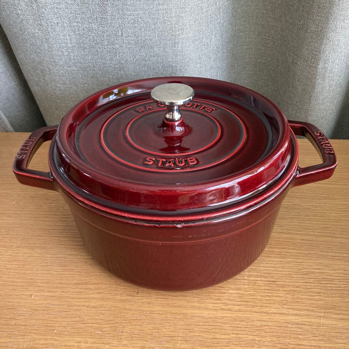 ストウブ STAUB ピコココット　22cm グレナディンレッド