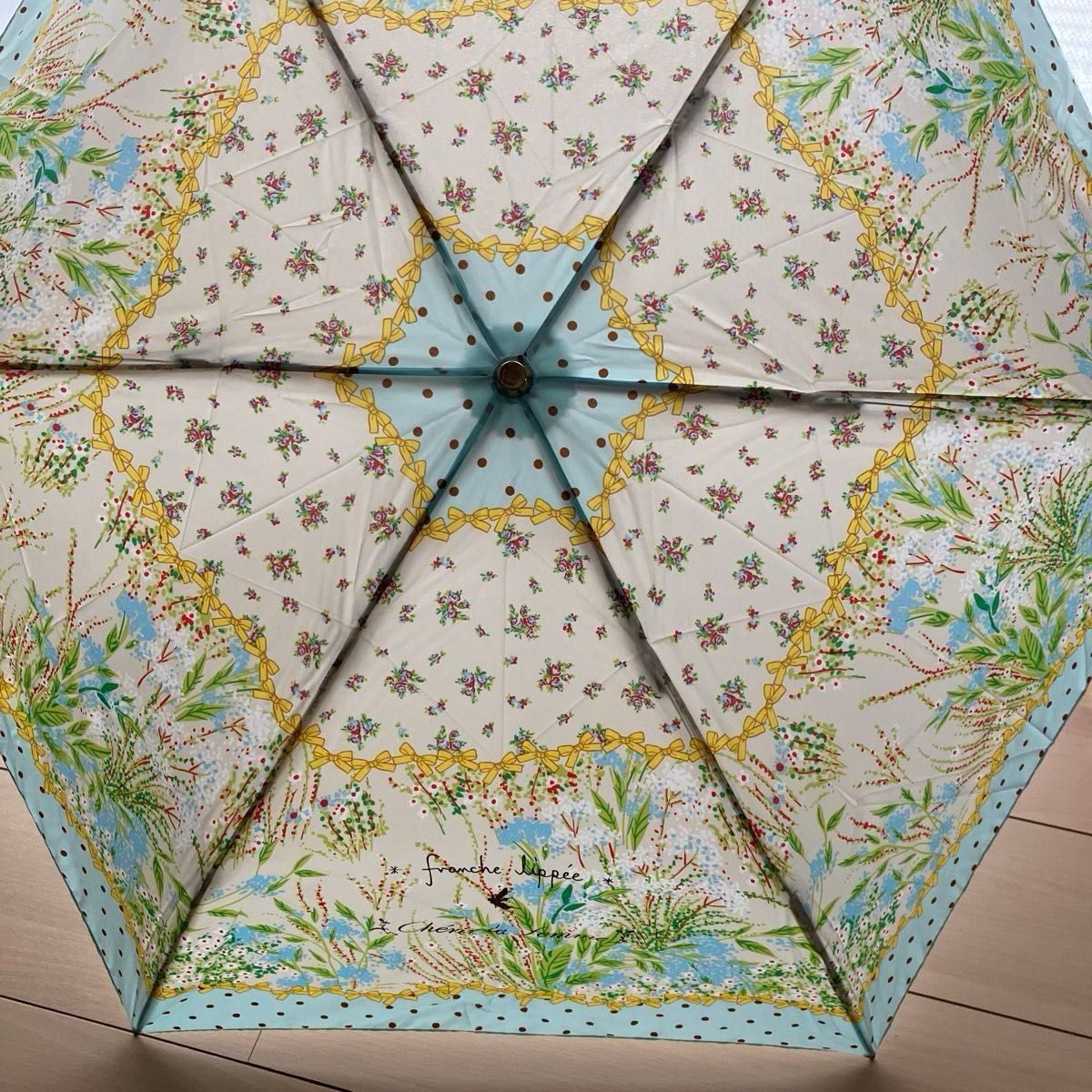 フランシュリッペ】新品/未使用 パラソル 折りたたみ 傘 総柄 フランシュリッペ】新品/未使用 パラソル 折りたたみ 傘 総柄