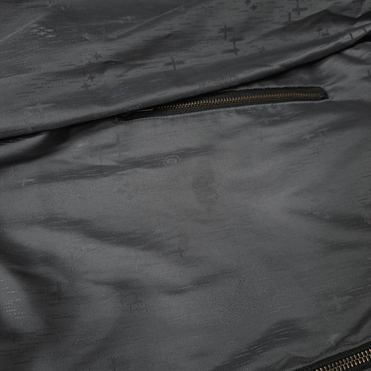 Onitsuka Tiger オニツカタイガー パーカー 薄手 ウィンドブレーカー サイズL フード内蔵 グレー ロゴ刺繍 上着 アウター レディース Y054_画像8