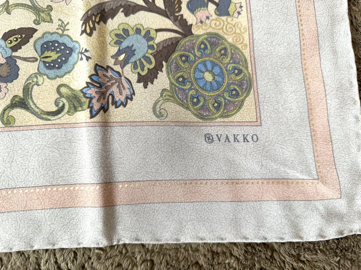 *⑤ beautiful goods Vintage retro scarf together VACCOwako Nina Ricci NINA RICCI silk 100% fading te-to antique Vintage 