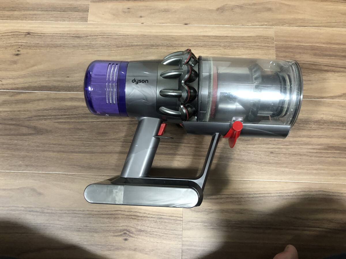 ジャンク品 ダイソン Dyson V11 SV14 本体のみ 動作不良 送料無料 1円スタート_画像3