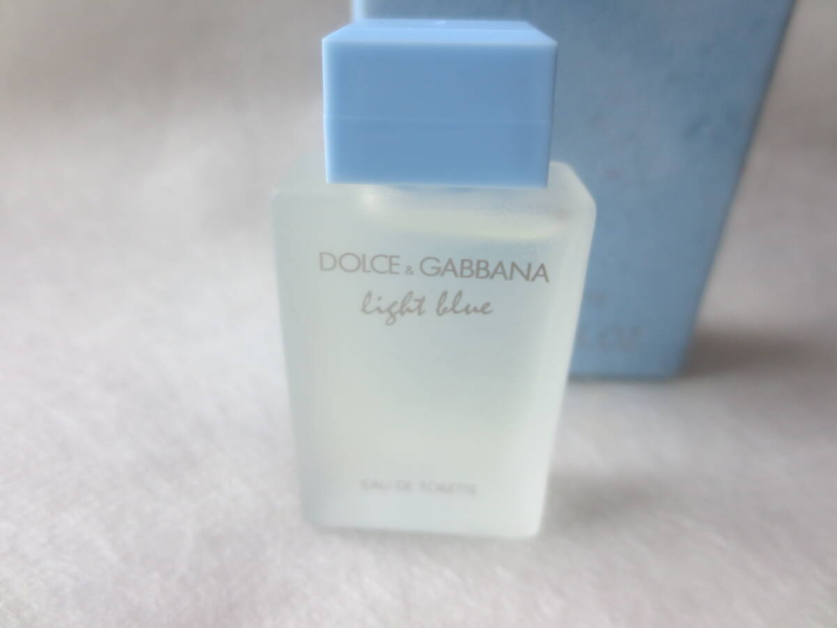 未使用品 DOLCE&GABBANA ドルチェ&ガッバーナ ライトブルー オードトワレ EDT4.5ml ミニ香水 ミニボトルの画像4