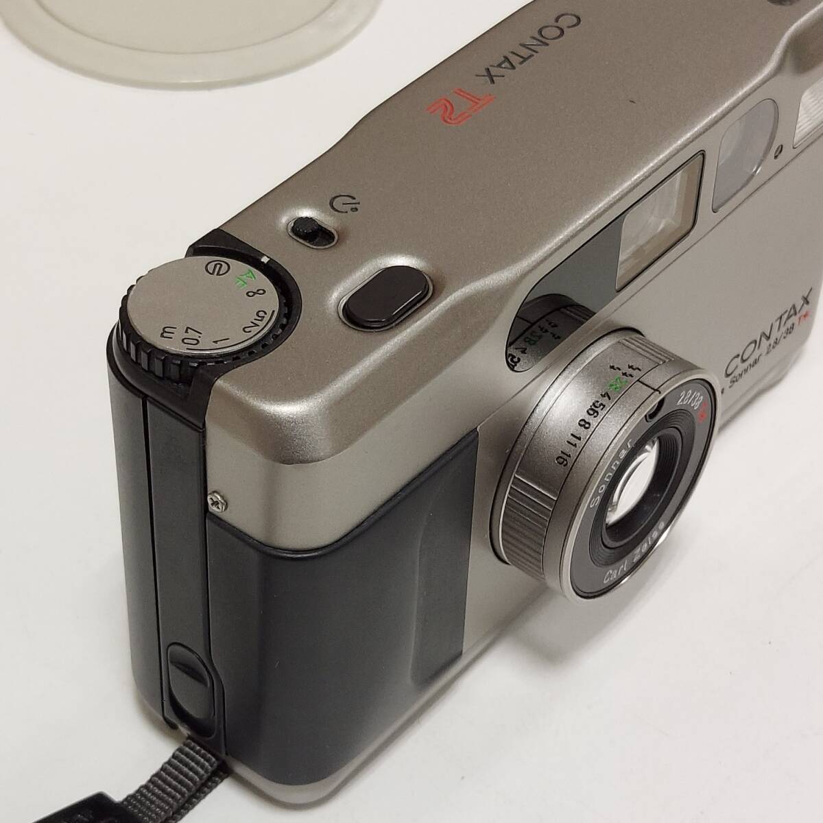  CONTAX コンタックス T2 フィルムカメラ Carl Zeiss Sonnar 2.8/38 中古 ジャンク品◆21435_画像4