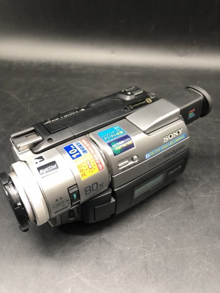 Sony DCR-TRV310 ソニー Digital 8 Handycam ビデオ カメラ レコーダー AC-V700 バッテリー充電器 NP-F750 NP-F570 バッテリーの画像3