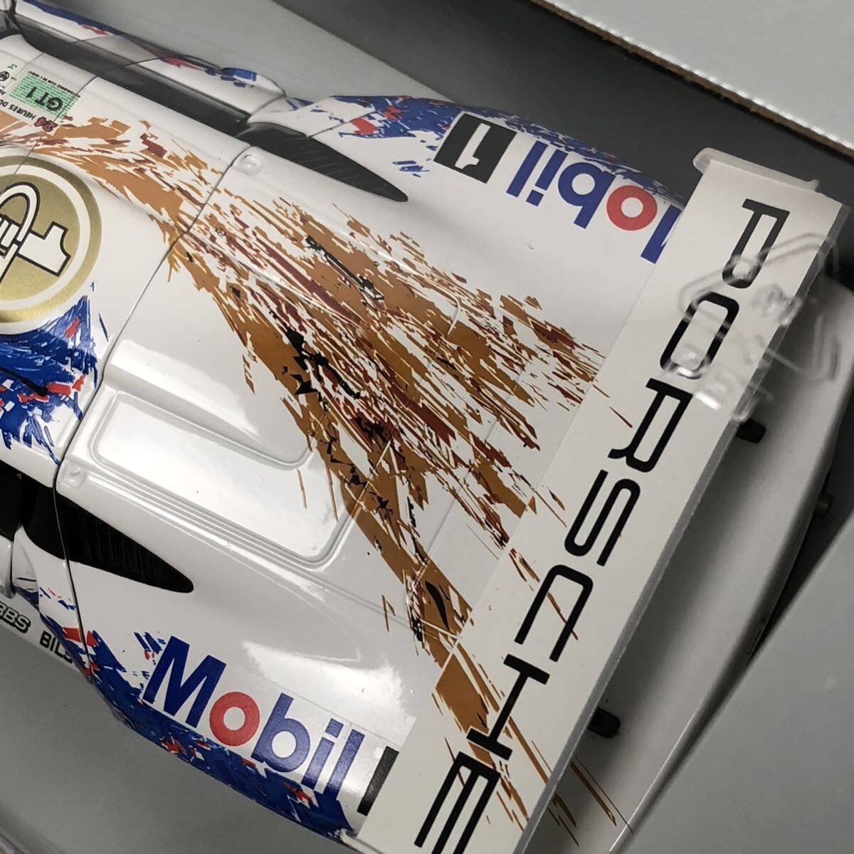 UTモデル 1/18 ポルシェ 911 GT1 ル・マン 1996 STUCK 模型 ミニカー UT MODELS_画像6