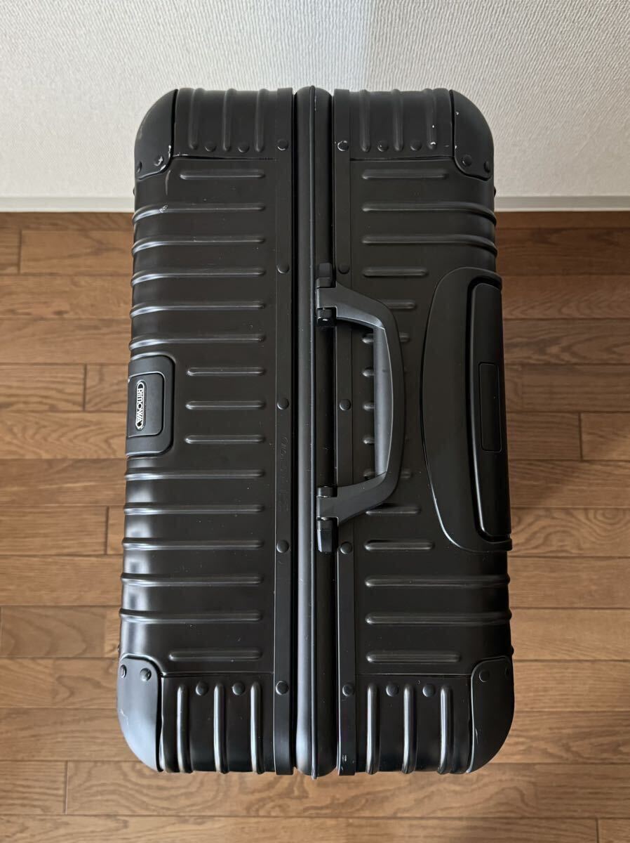 [ weekend price cut ]RIMOWA TOPAS STEALTH 82L accessory equipping tag attaching beautiful goods records out of production rare goods Rimowa topaz suitcase Carry case large 