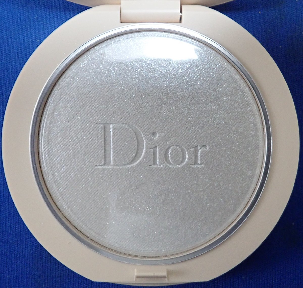 ◎未使用　Dior　ディオールスキン　フォーエヴァー　クチュール　ルミナイザー　03 PEARLESCENT GLOW　フェイスパウダー_画像2