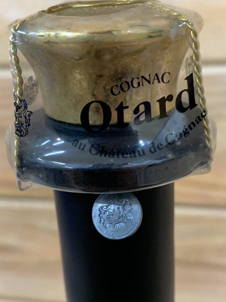 ■【未開栓・保管品】　Otard　オタード　XO　ブランデー　コニャック　容量700ml　アルコール分40％　 箱入り　ロングネック_画像10