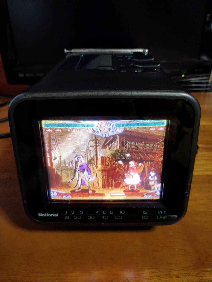 画質たいへん良好 ナショナル 6インチカラー ポータブルブラウン管テレビ TH6-X300 モニターとして パナソニック レトロゲーム用の画像5