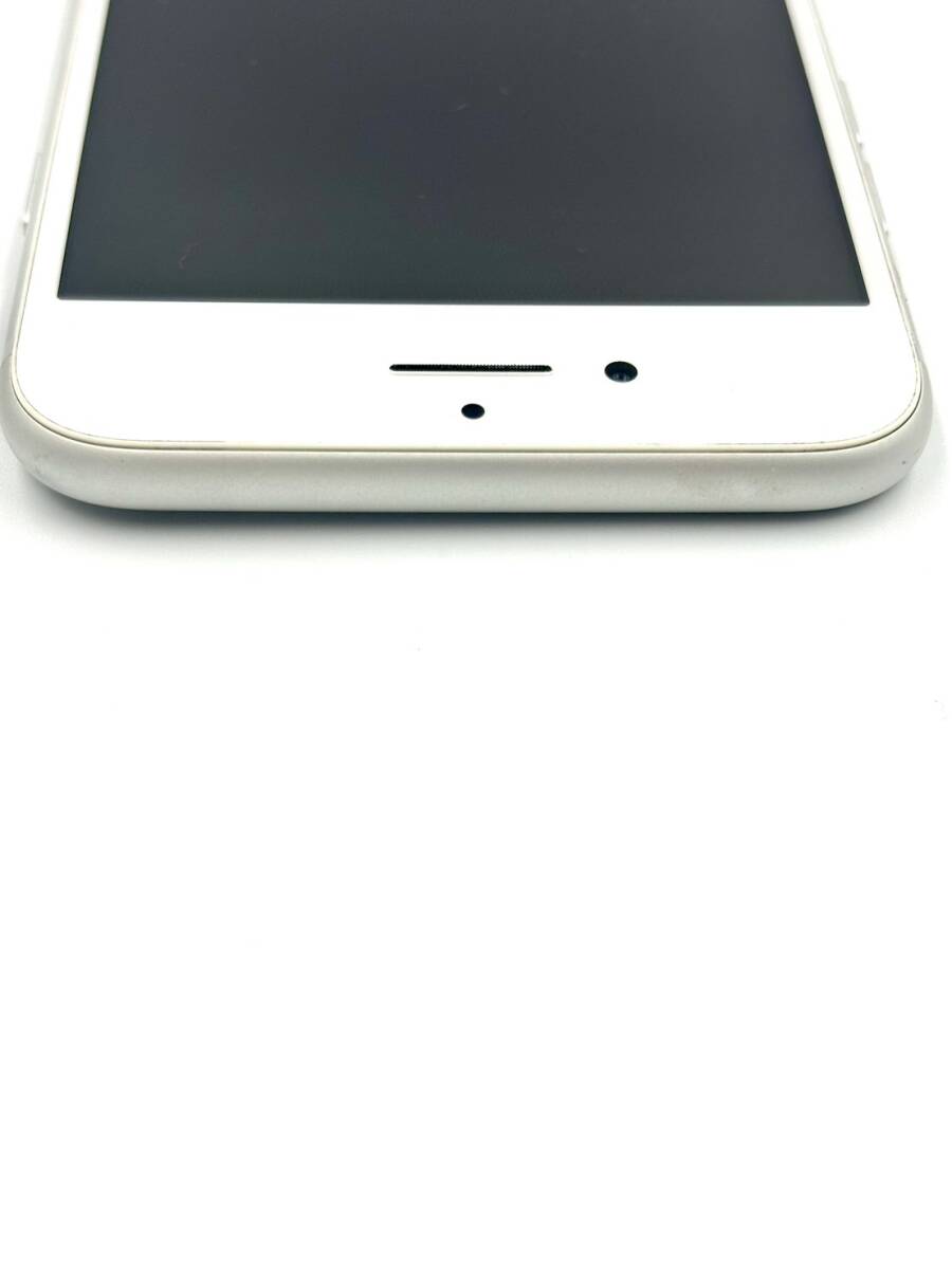 ◎【売り切り】1円スタート Apple iPhone8 64GB ホワイト MQ792J/A UQ KDDI 判定◯ SIMロックなし バッテリー69％ 中古品 ◎の画像5