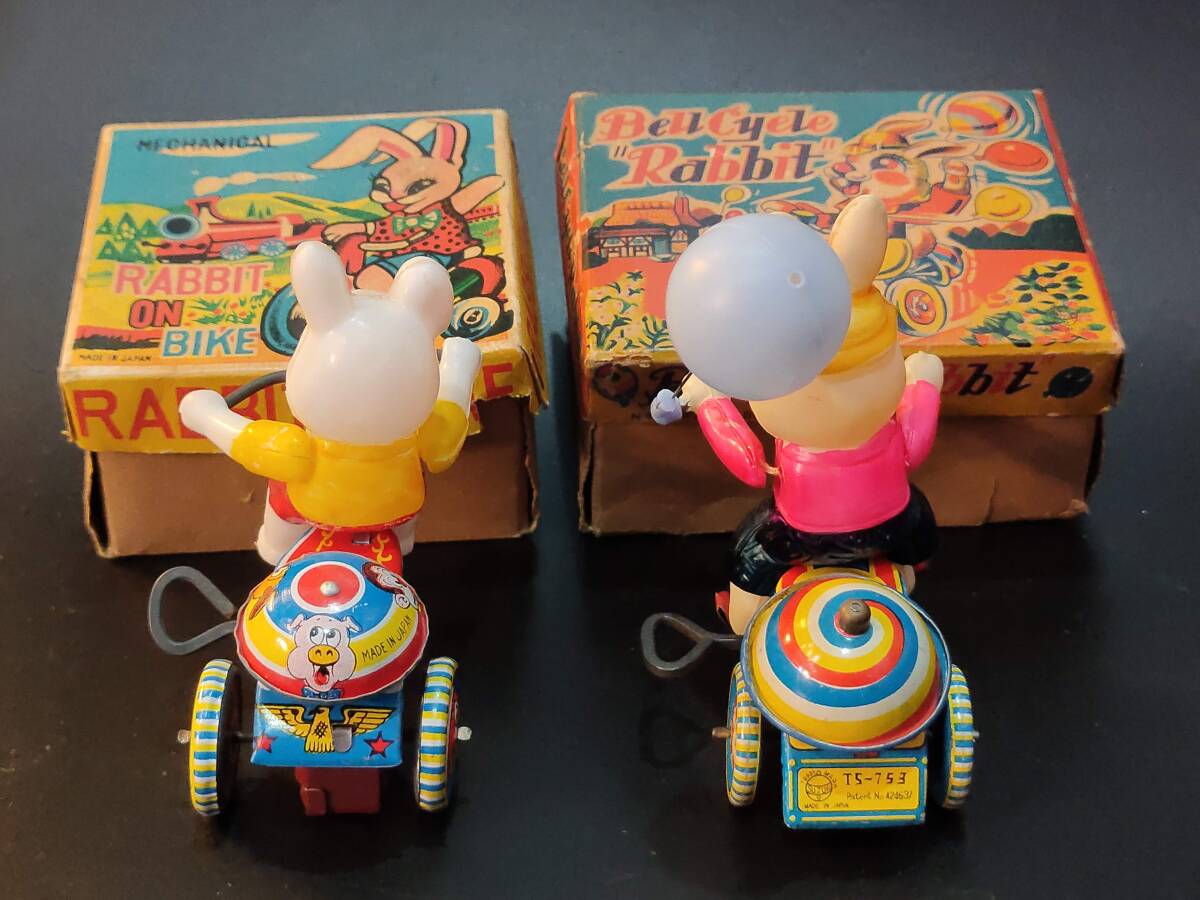 【325】うさぎの三輪車 ／ 2個セット ／ ◆Tin Toy　ブリキ（中古）／ 1円スタート／ ゆうパック80サイズ ／ 金曜日発送_画像4