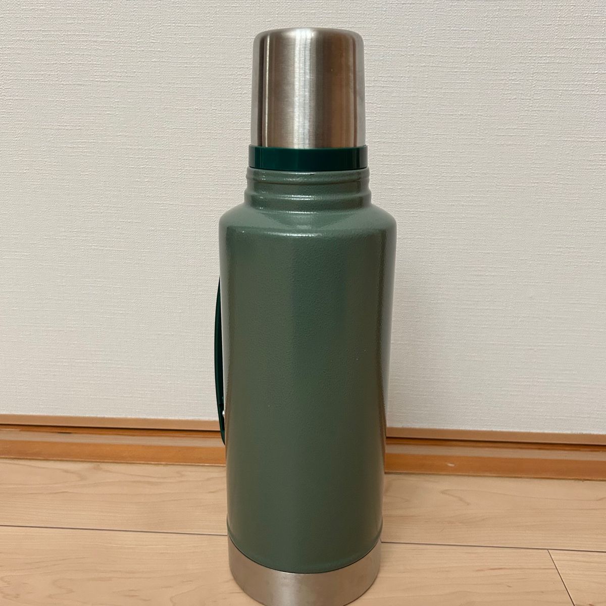 スタンレー スタンレー 旧ロゴ 水筒 1 9L|Yahoo!フリマ(旧 スタンレー スタンレー 旧ロゴ 水筒 1 9L|Yahoo!フリマ(旧