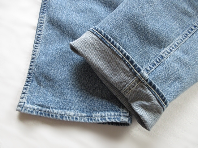 W32 未使用 定価13,200円 リーバイス レッド Levi's Red 502 テーパード デニムパンツ ジーンズ 程よいストレッチ 涼しげライトブルーの画像5