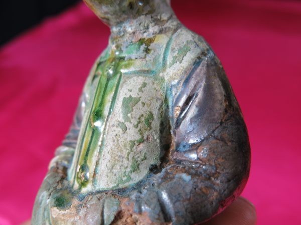 2024年のクリスマスの特別な衣装 A 遼三彩文官俑 遼時代 遺跡発掘品 中国 副葬品 埋蔵文化財 明器 宋