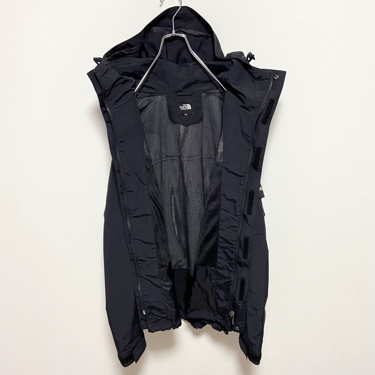 日本未入荷　海外限定モデル　THE NORTH FACE ノースフェイス　マウンテンパーカー　マンパ　ジャンバー　肩ロゴ　黒　XS