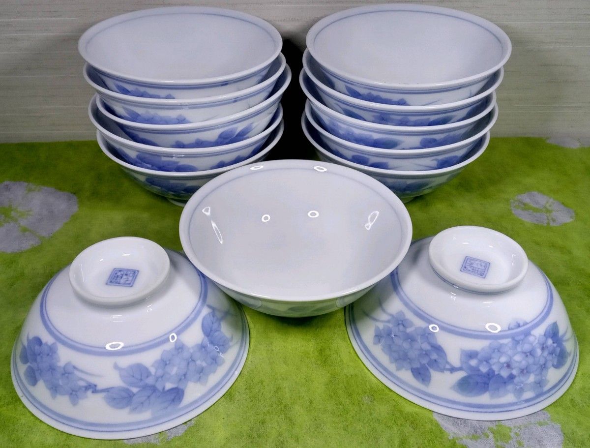 茶碗 飯碗13個 白地陶器 薄藍色 紫陽花