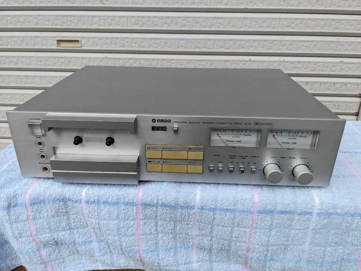 【中古ジャンク品】《通電確認OK》 YAMAHA ヤマハ ステレオカセットデッキ カセットデッキ NATURAL SOUND STEREO CASSETTE DECK K-6 6.2㎏_画像1