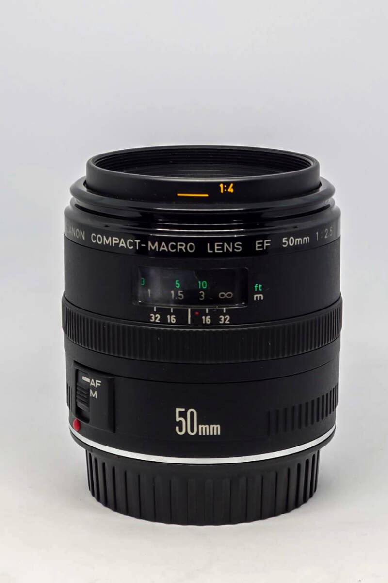 CANON COMPACT MACRO EF 50mm F2.5 実用品_画像1