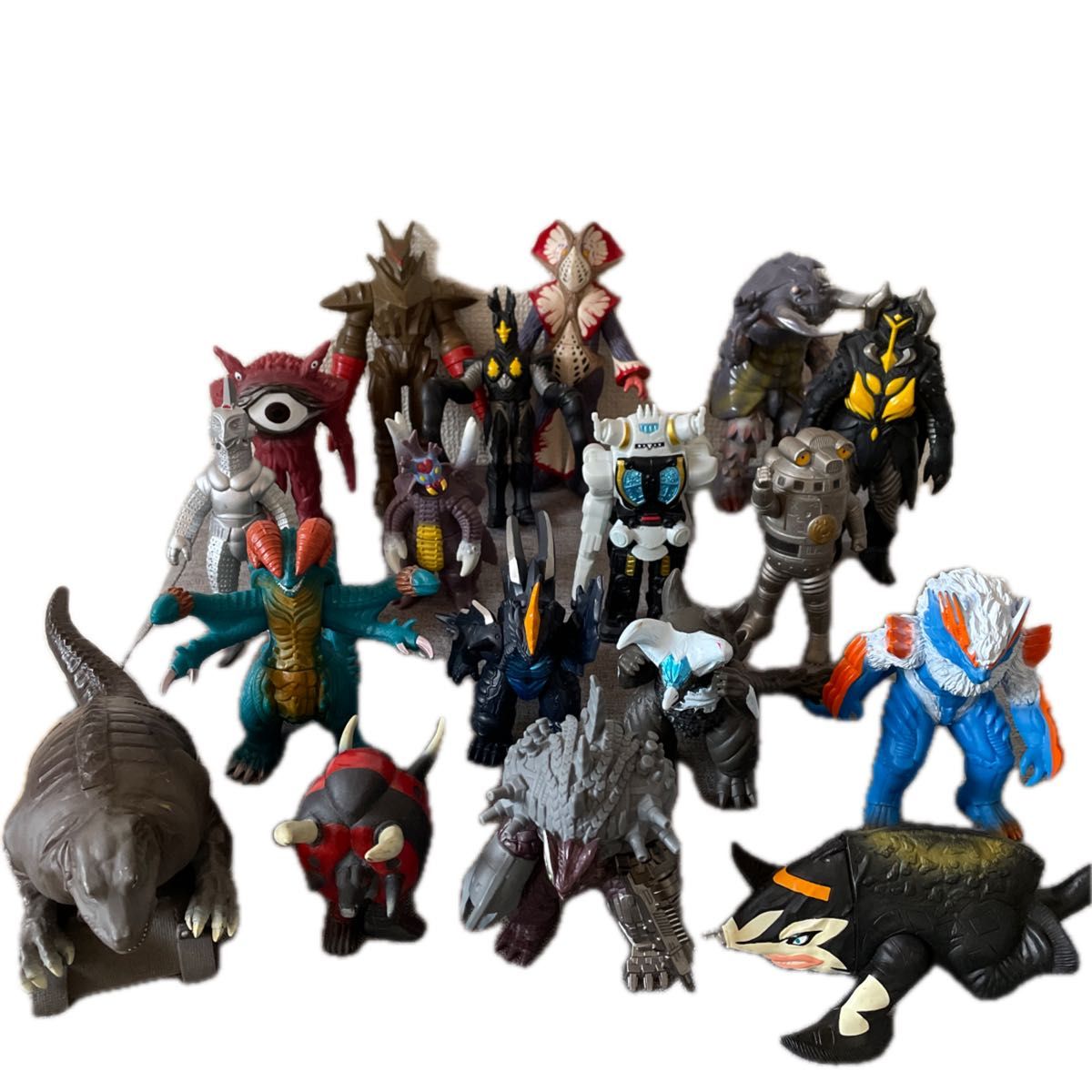 ソフビ ウルトラ怪獣 フィギュア ウルトラマン 18体セット ソフビ ウルトラ怪獣 フィギュア ウルトラマン 18体セット