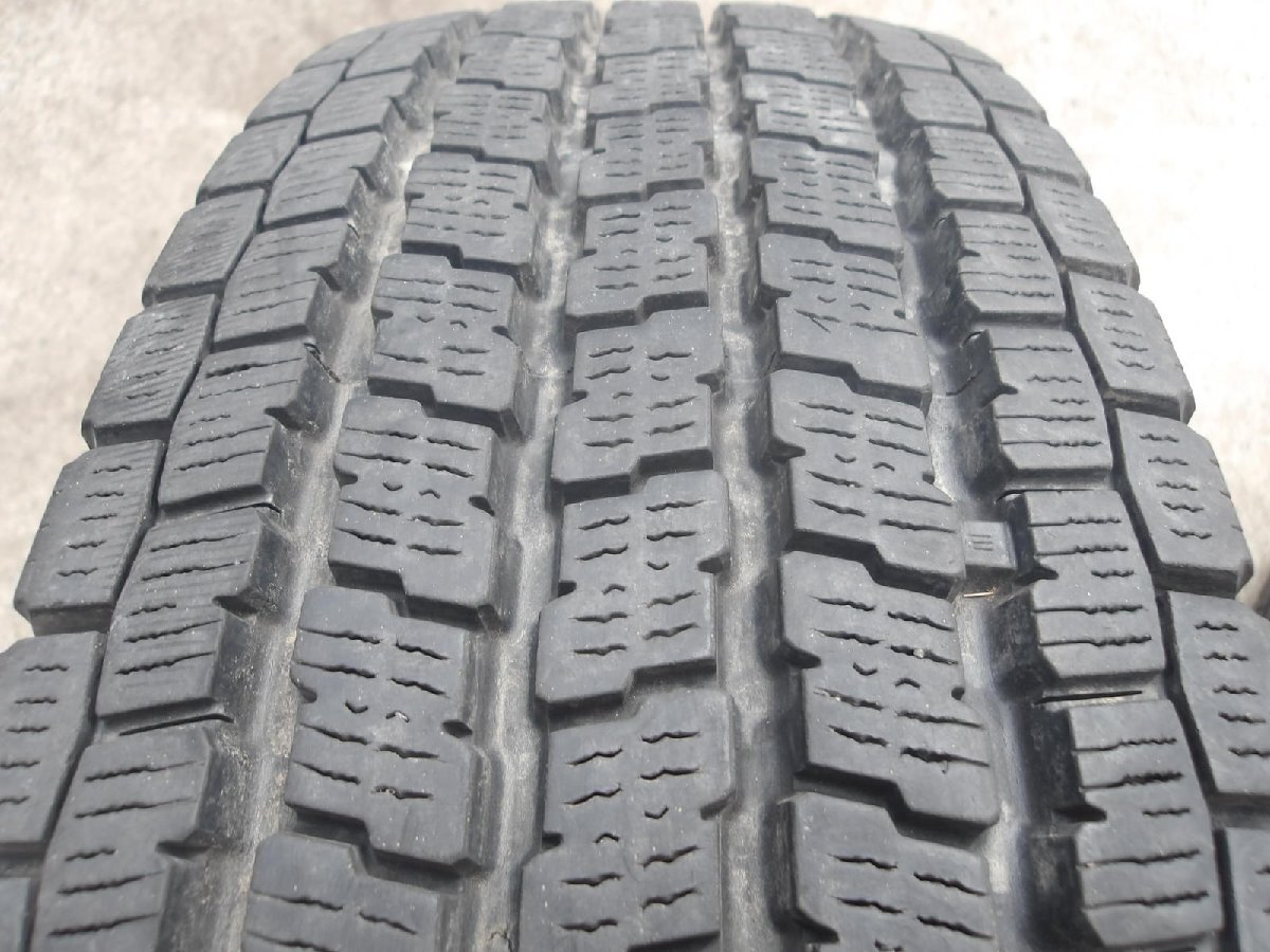 M211-ソ1 送料無料 195/80R15 冬4本セット スタッドレス LT 107/105L 195/80-15 195-80-15 ヨコハマ アイスガード iG91 15インチ鉄ホイール_画像2