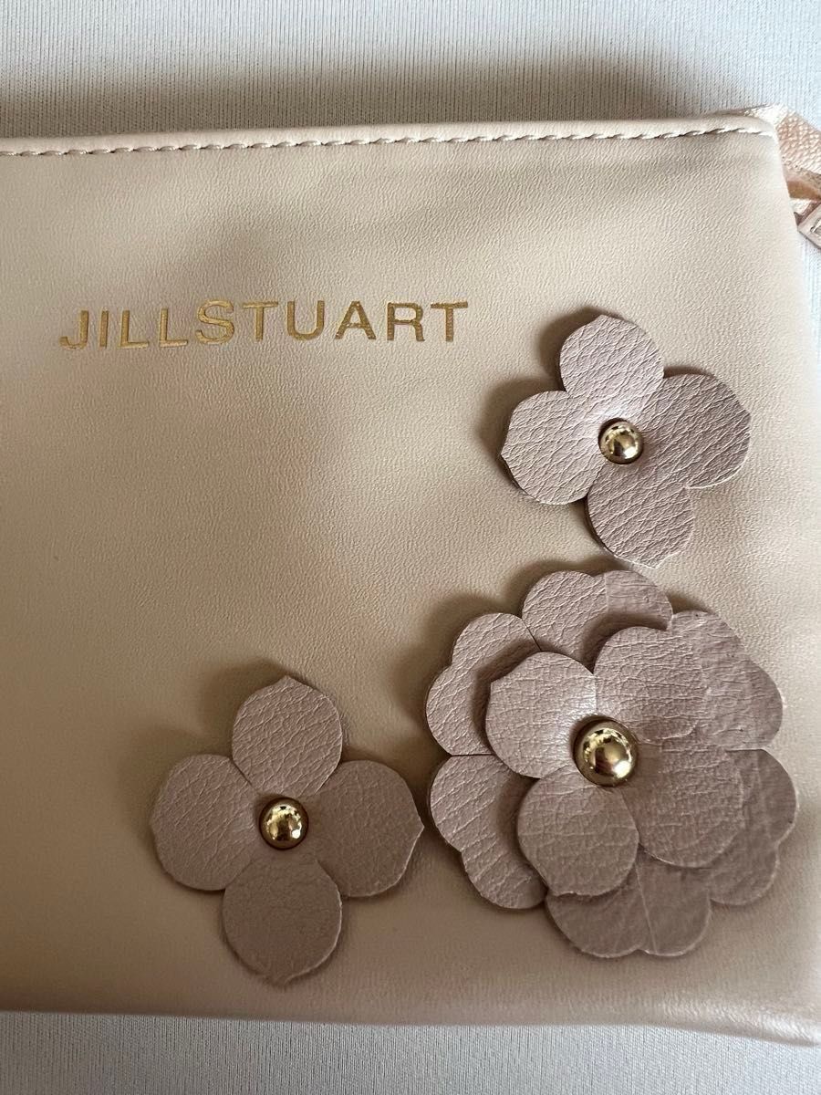 ☆JILLSTUART☆ジルスチュアート☆ 新品 ポーチ＆タオルハンカチセット　タオルハンカチ1枚オマケつき♪