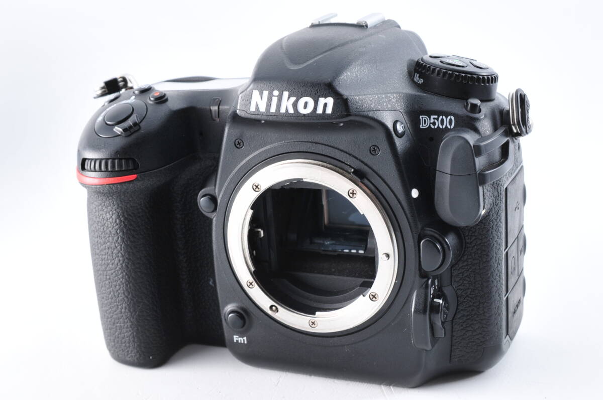 NIKON ニコン D500 ボディ デジタル一眼レフカメラ #659_画像1