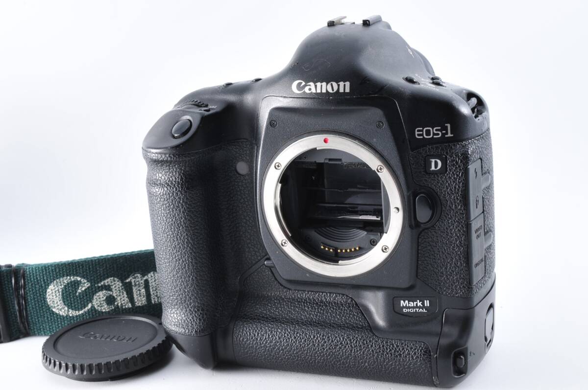 Canon キャノン EOS-1 D Mark II ボディ デジタル一眼レフカメラ #656_画像1