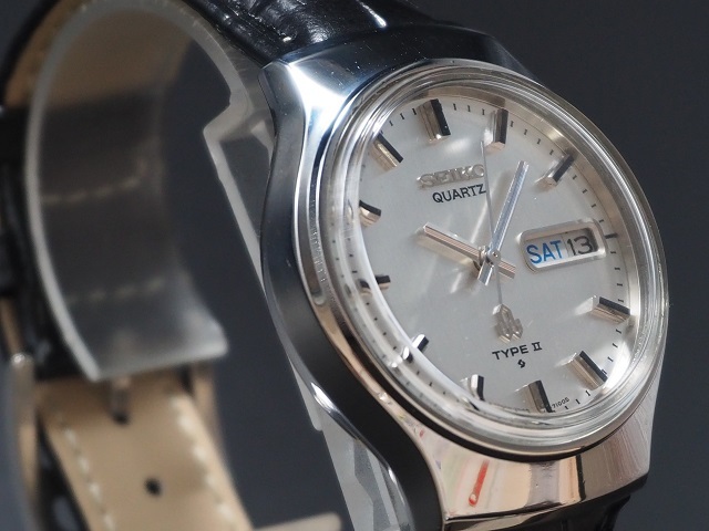 SEIKO　QUARTZ　TYPEⅡ　希少　シルバーダイヤル　セイコー　クオーツ　タイプ２　1970年代　昭和レトロ　新品ベルト　電池交換済み