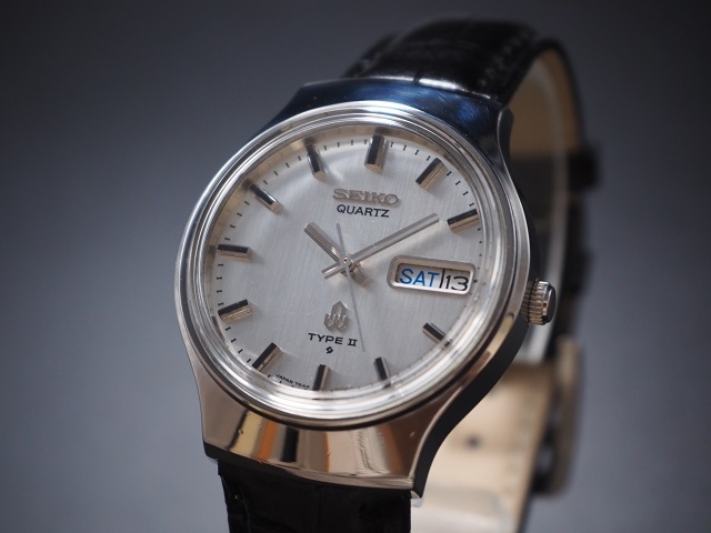 SEIKO　QUARTZ　TYPEⅡ　希少　シルバーダイヤル　セイコー　クオーツ　タイプ２　1970年代　昭和レトロ　新品ベルト　電池交換済み