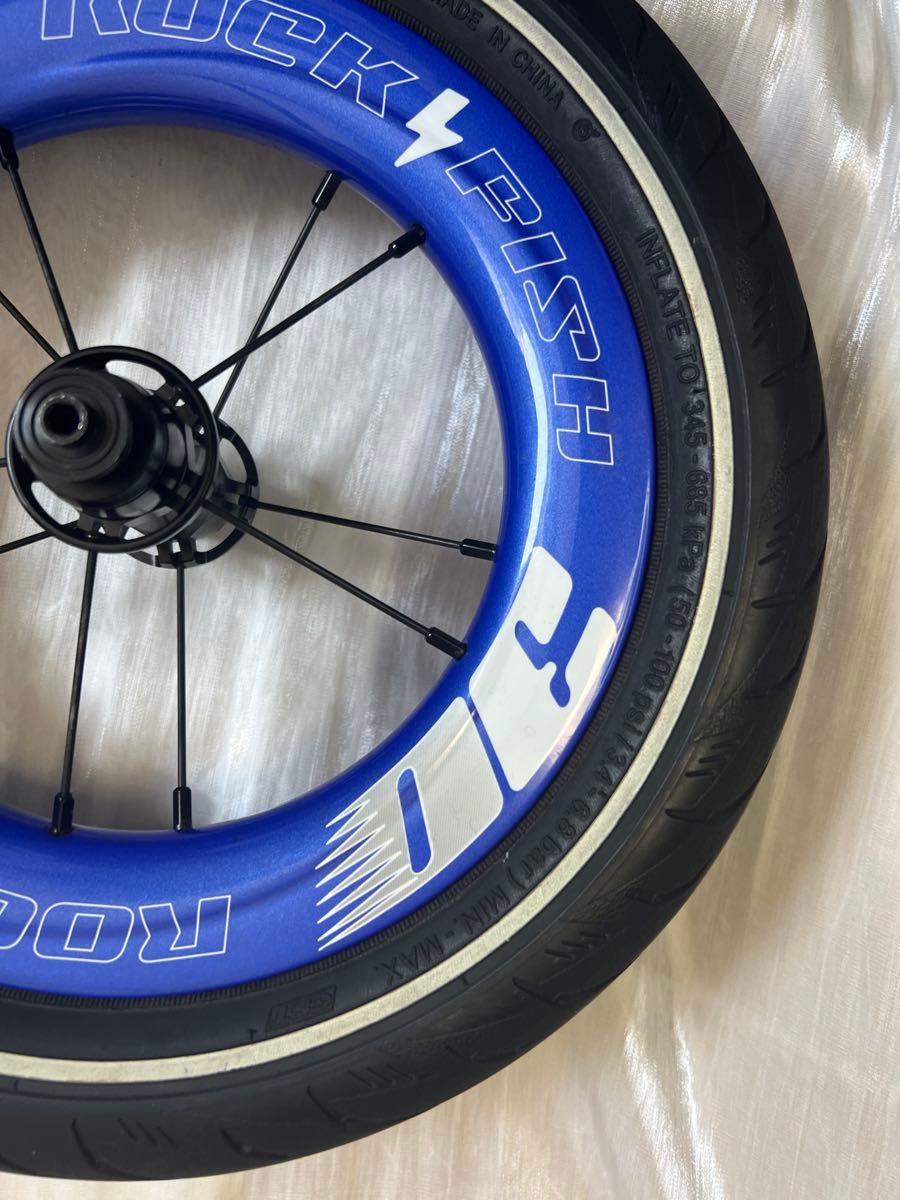 Ft-30 ロックフィッシュ カーボンホイール 青 ブルー ランバイク Ft-30 ロックフィッシュ カーボンホイール 青 ブルー ランバイク